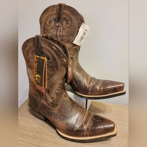 Brand New with tags Women's Ariat Boots